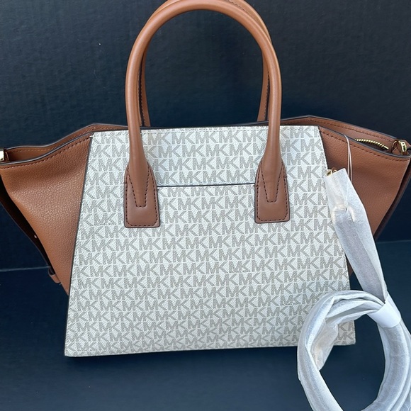 New MICHAEL KORS Bag and Wallet - Picture 4 of 13